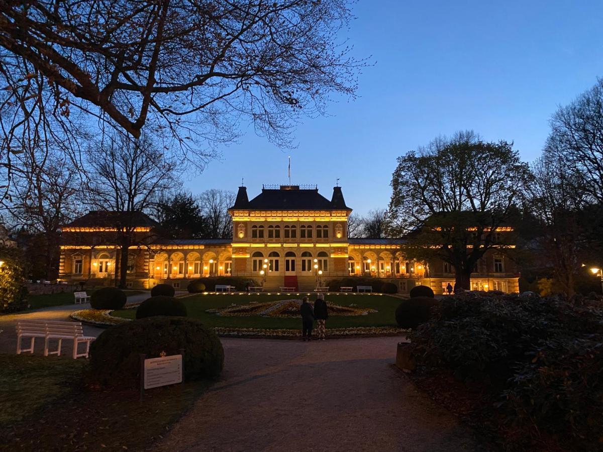 Fewo Roland Ranft Direkt Am Kurpark Barrierearm 60Qm Bad Elster Zewnętrze zdjęcie